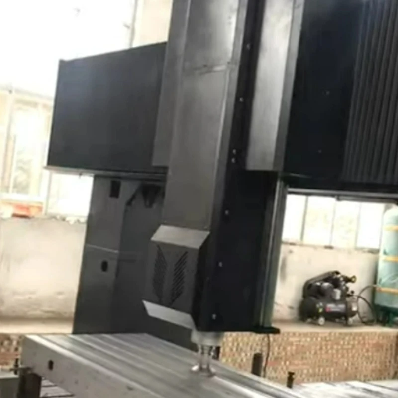 T слот платформа знаходзіцца пад CNC кампутарнага лічбавага кіравання апрацоўкай